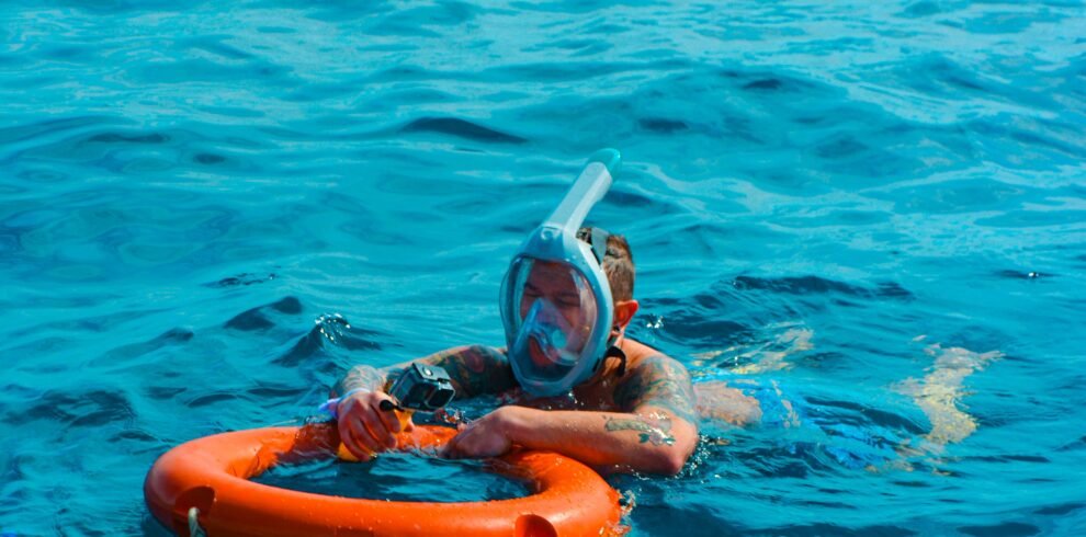 Dive master with nemo club in sharm withe bes diver in